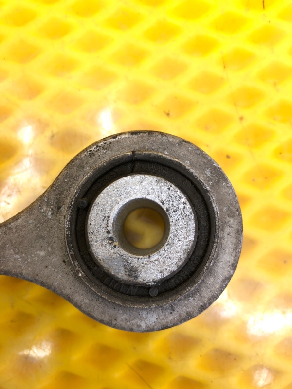 Рычаг Audi Q7 2014 4LB