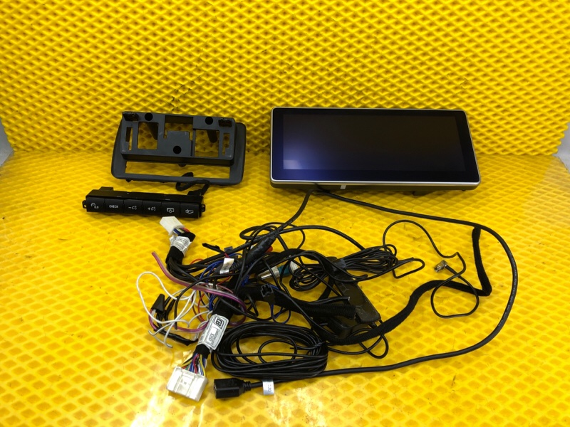 Магнитола Audi Q7 2014 4LB