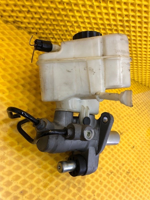 Главный тормозной цилиндр Mercedes-Benz S-Class 2014 W222