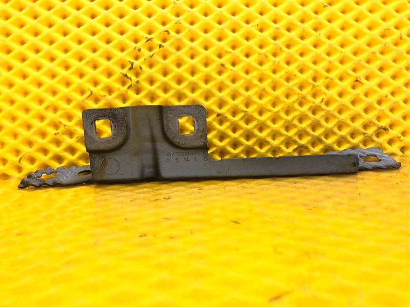 Кронштейн крепления крыла Mercedes-Benz S-Class 2014 W222