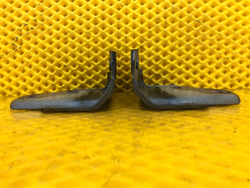 Кронштейн крепления крыла Mercedes-Benz S-Class 2014 W222