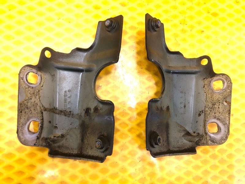 Кронштейн крепления крыла Mercedes-Benz S-Class 2014 W222