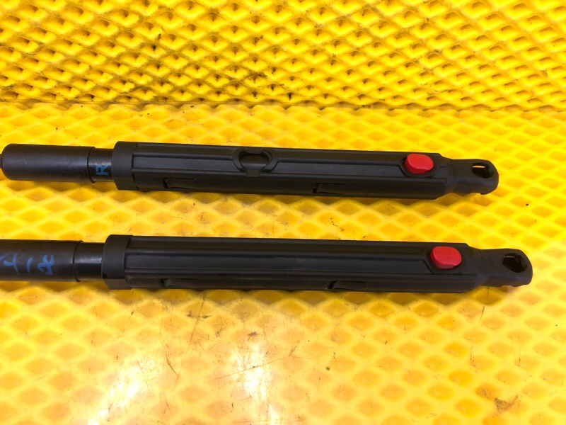 Амортизатор капота Mercedes-Benz S-Class 2014 W222