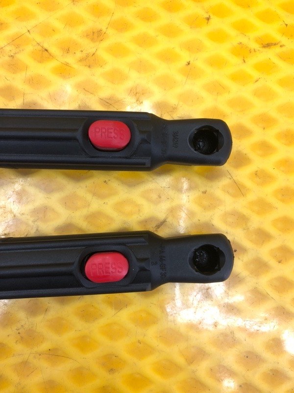 Амортизатор капота Mercedes-Benz S-Class 2014 W222