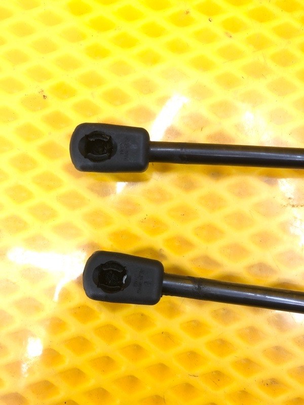 Амортизатор капота Mercedes-Benz S-Class 2014 W222