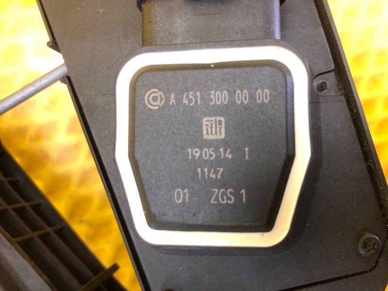 Педаль газа Mercedes-Benz S-Class 2014 W222