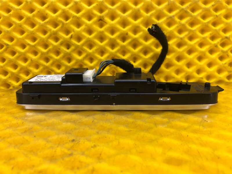 Плафон салона задний Mercedes-Benz S-Class 2014 W222