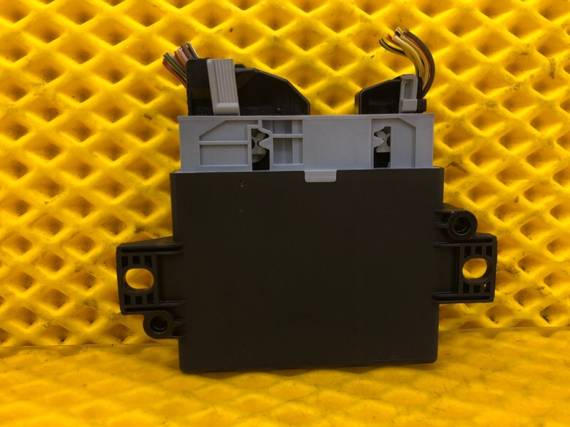 Блок управления парктрониками (система parktronic) Mercedes-Benz S-Class 2014 W222