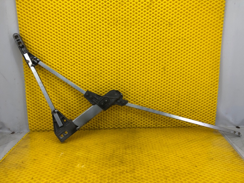 Распорка левая Mercedes-Benz S-Class 2014 W222