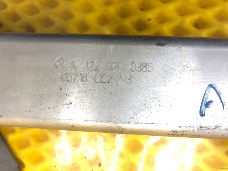 Распорка правая Mercedes-Benz S-Class 2014 W222