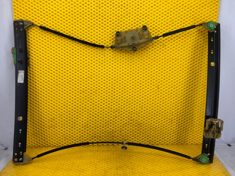 Стеклоподъемник задней правой двери Audi Q7 2014 4LB