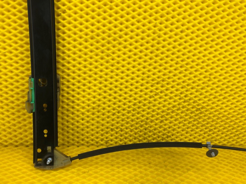 Стеклоподъемник задней правой двери Audi Q7 2014 4LB