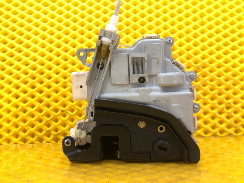 Замок двери Audi Q7 2014 4LB