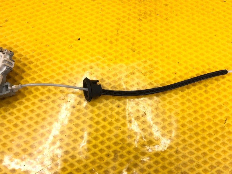 Замок двери Audi Q7 2014 4LB