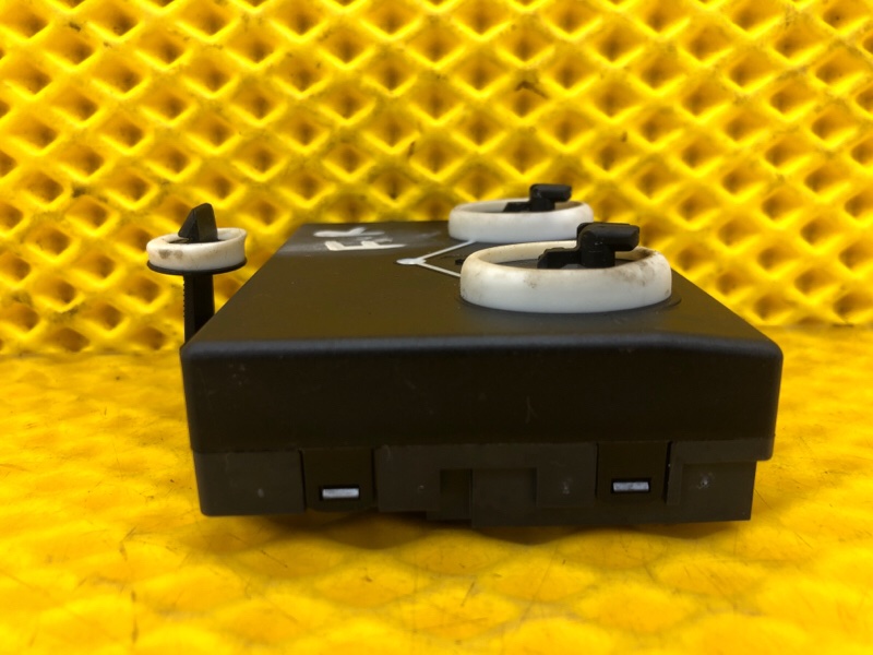 Блок управления двери Audi Q7 2014 4LB