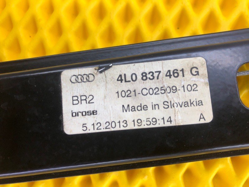 Стеклоподъемник передней левой двери Audi Q7 2014 4LB