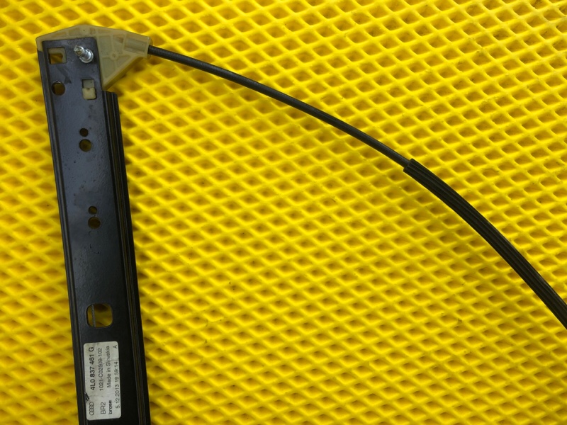 Стеклоподъемник передней левой двери Audi Q7 2014 4LB