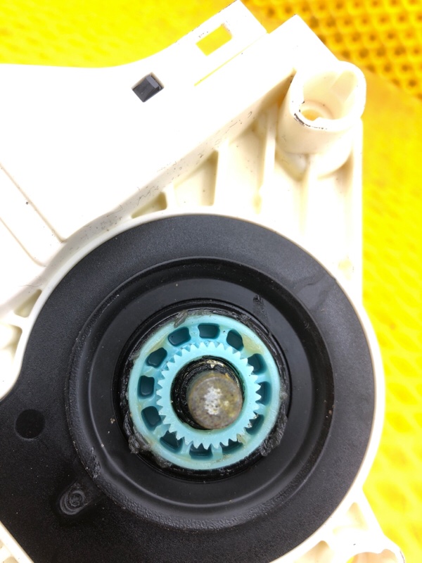 Моторчик стеклоподъемника передней левой двери Audi Q7 2014 4LB