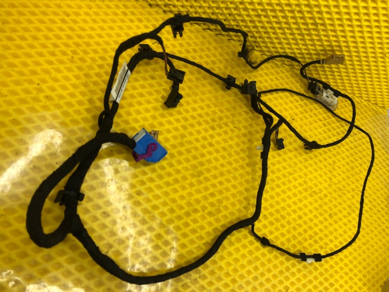 Проводка двери Audi Q7 2014 4LB