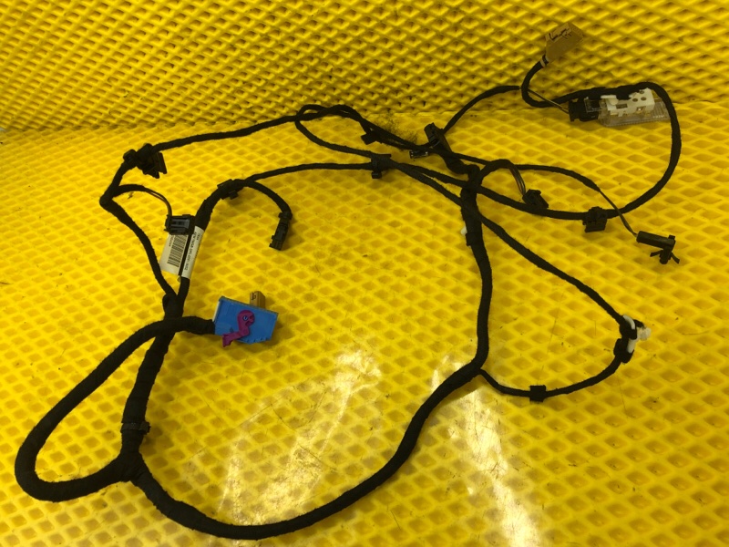 Проводка двери Audi Q7 2014 4LB