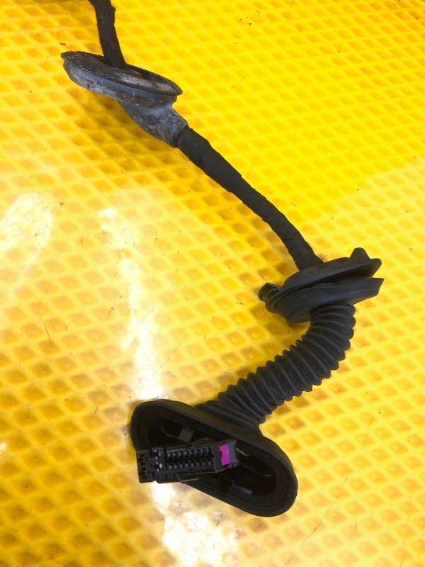 Проводка двери Audi Q7 2014 4LB