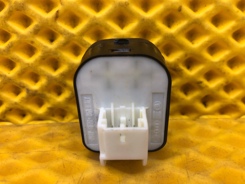 Блок управления зеркалами Audi Q7 2014 4LB