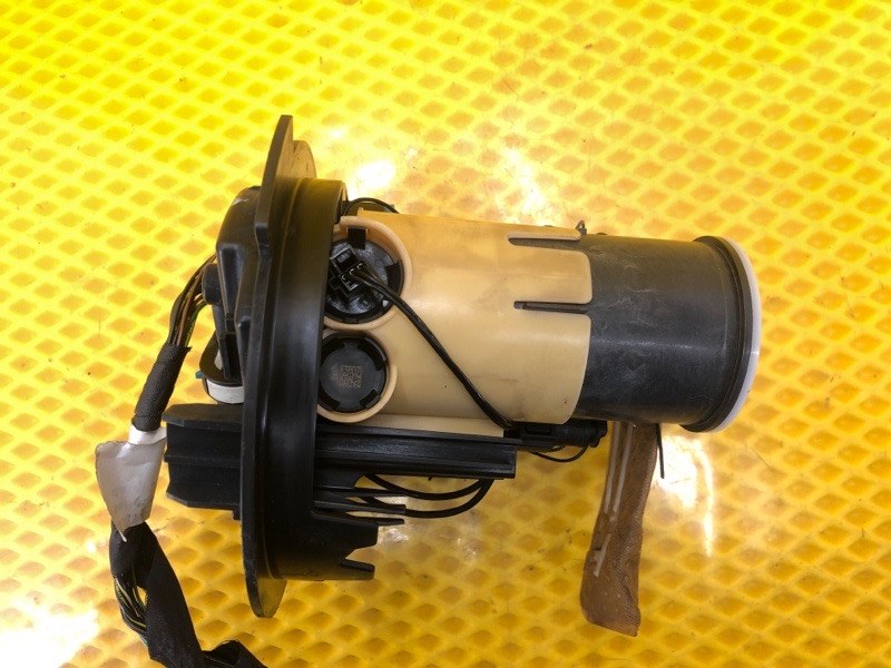 Насос топливный Mercedes-Benz S-Class 2014 W222