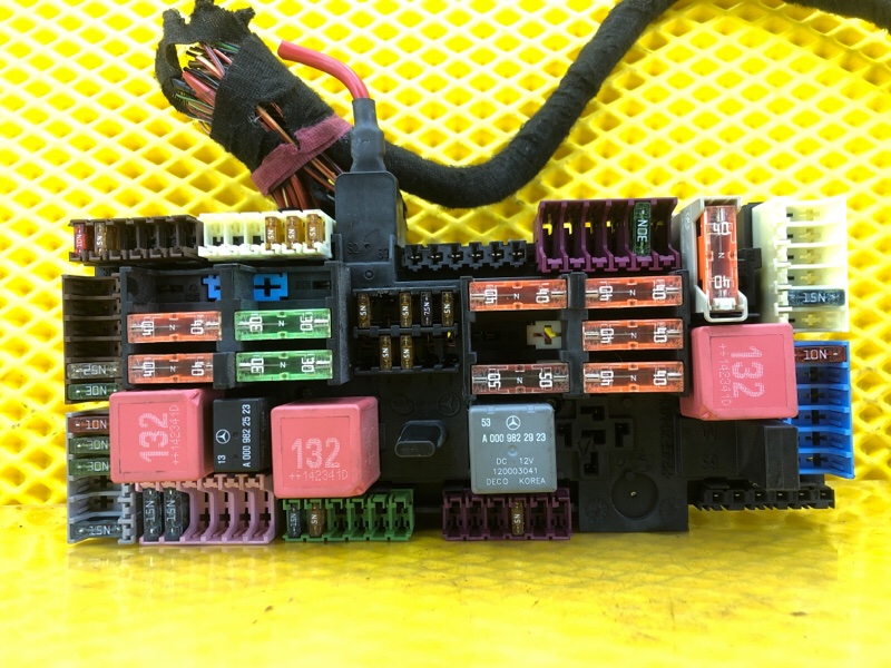 Блок предохранителей Mercedes-Benz S-Class 2014 W222