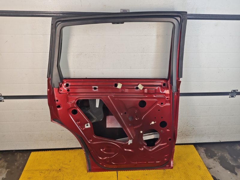 Дверь задняя левая Audi Q7 2014 4L