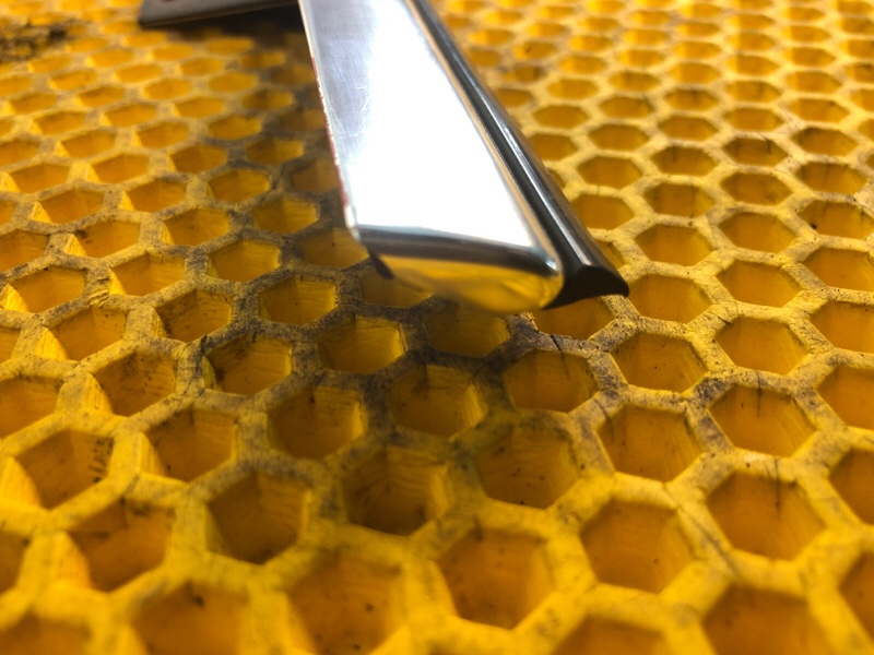 Молдинг стекла Audi Q7 2014 4LB