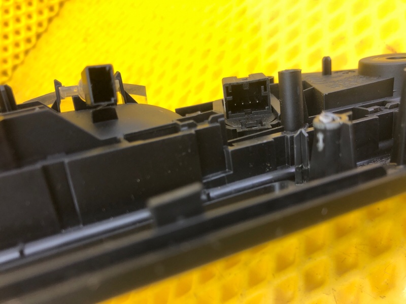 Ручка двери внутренняя правая Audi Q7 2014 4LB