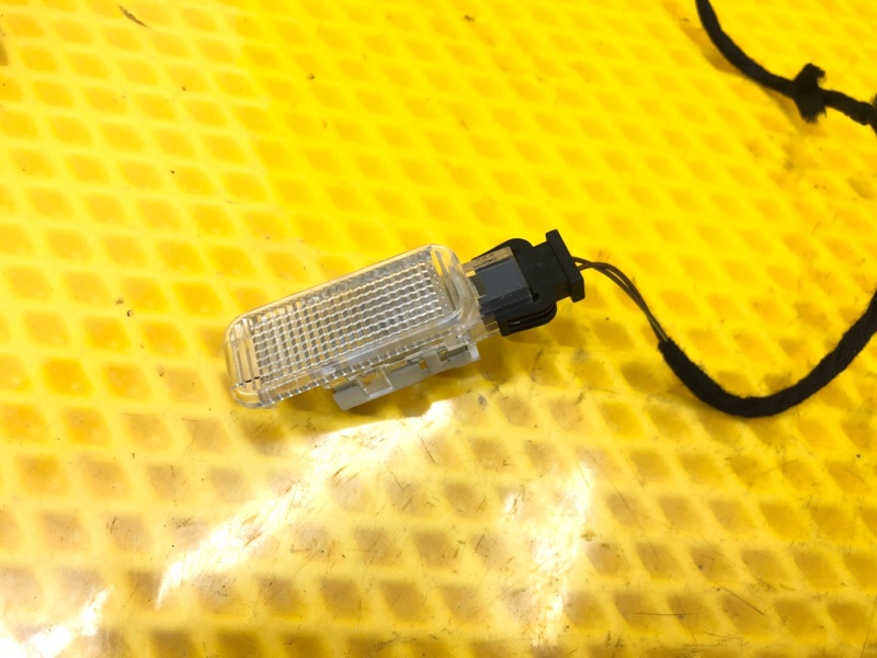 Проводка двери Audi Q7 2014 4LB