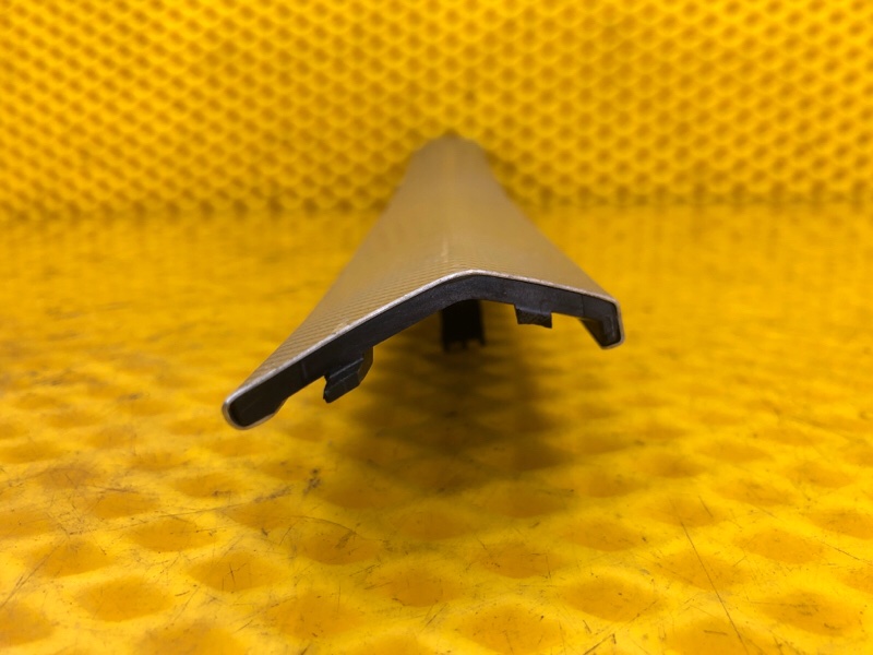 Накладка двери Audi Q7 2014 4LB