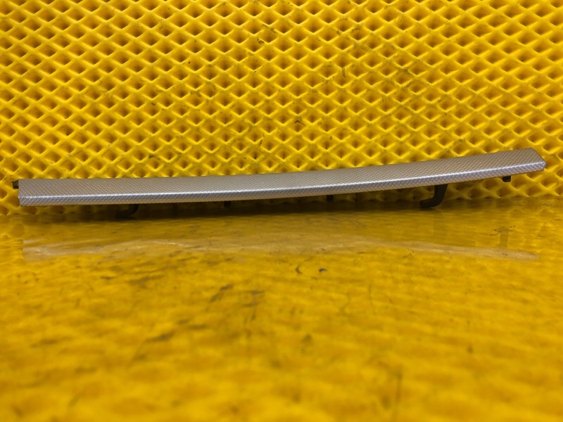 Накладка двери Audi Q7 2014 4LB