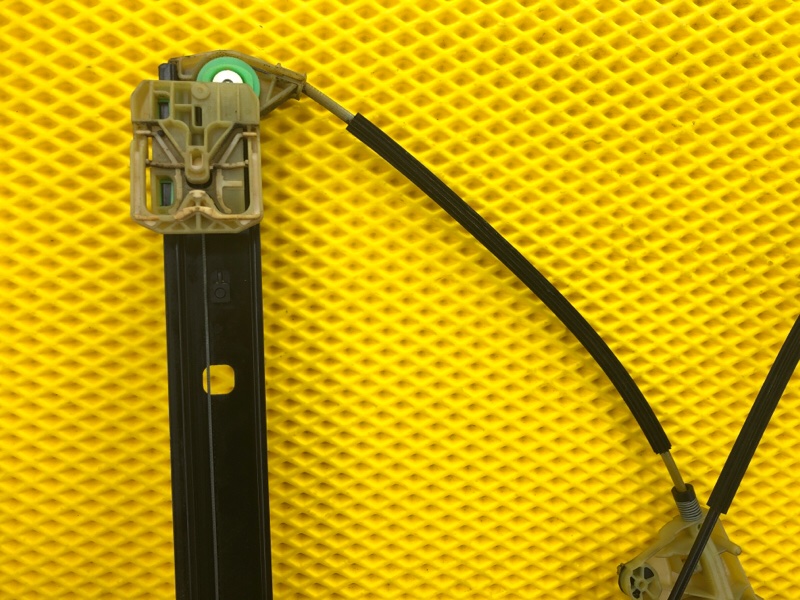 Стеклоподъемник задней левой двери Audi Q7 2014 4LB