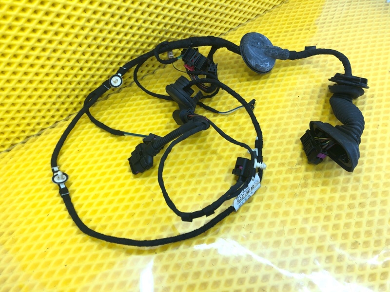 Проводка двери Audi Q7 2014 4LB