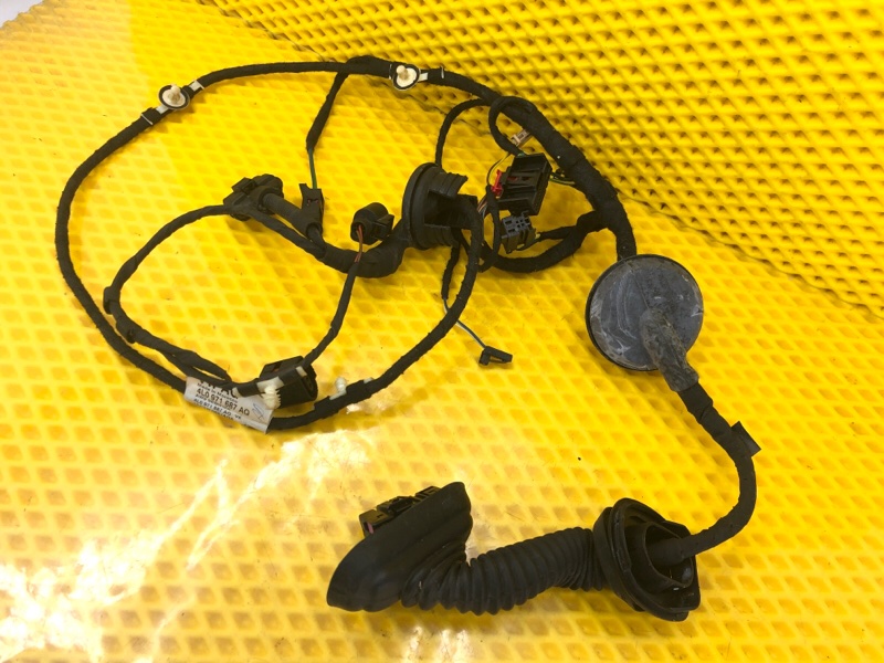 Проводка двери Audi Q7 2014 4LB