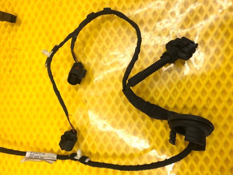 Проводка двери Audi Q7 2014 4LB