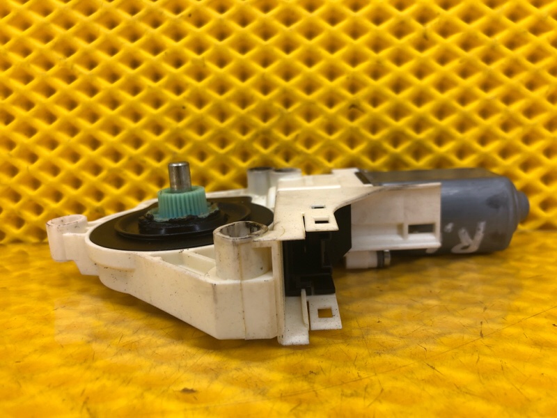 Моторчик стеклоподъемника задней левой двери Audi Q7 2014 4LB