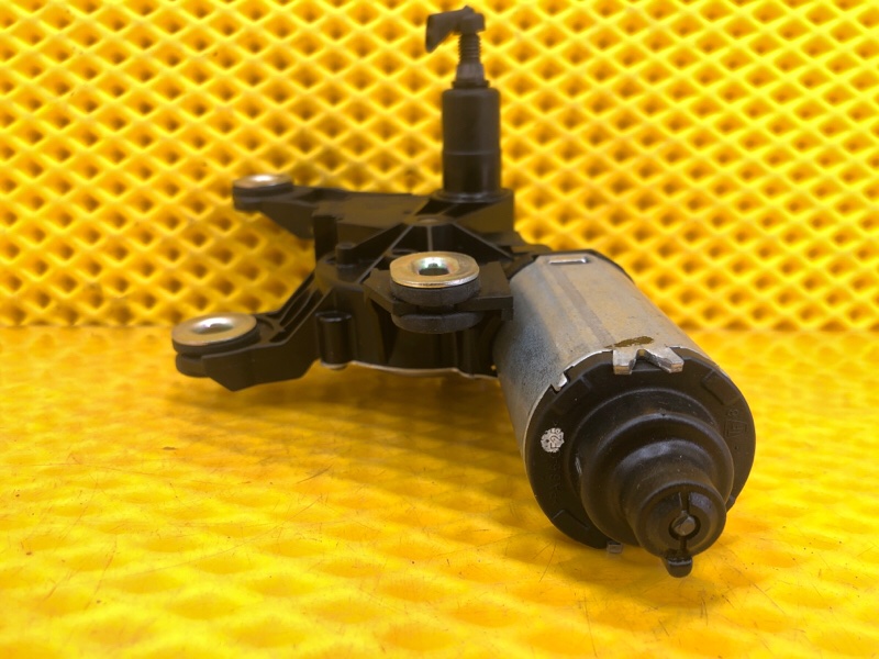 Моторчик стеклоочистителя задний (крышки багажника) Audi Q7 2014 4LB