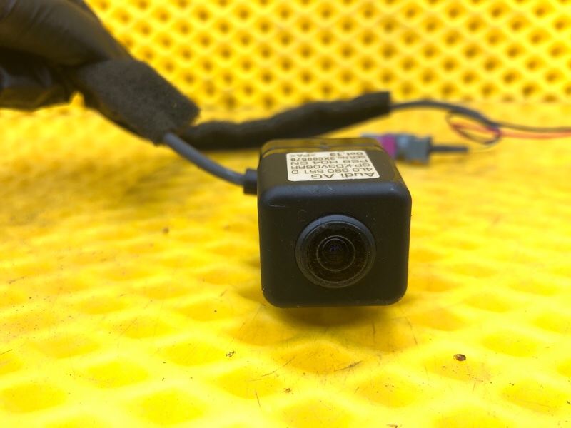 Камера заднего вида Audi Q7 2014 4LB