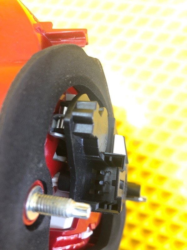 Фонарь крышки багажника левый Volkswagen Tiguan