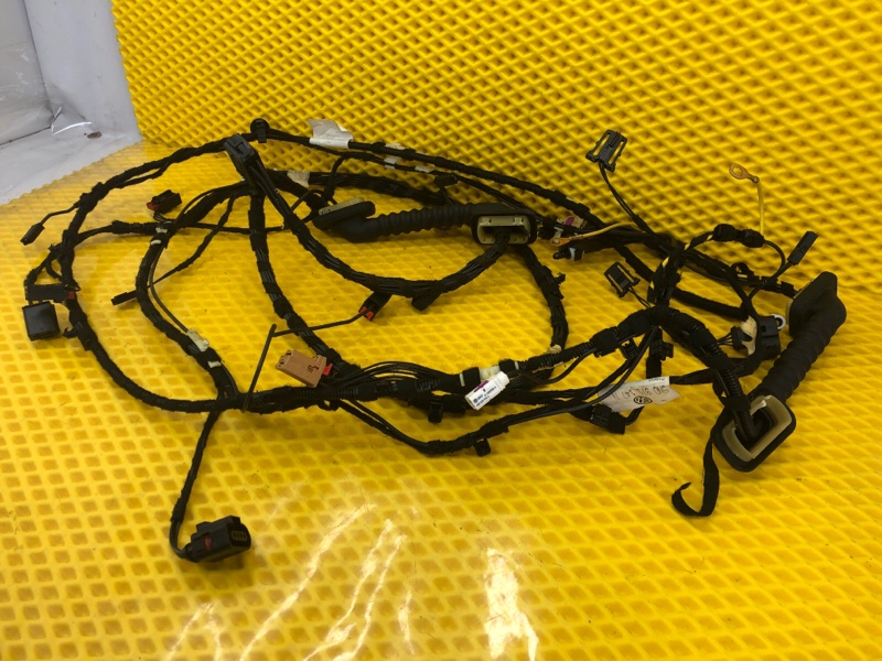 Проводка крышки багажника Volkswagen Tiguan