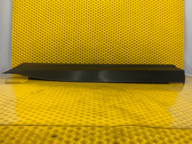 Накладка двери Volkswagen Tiguan