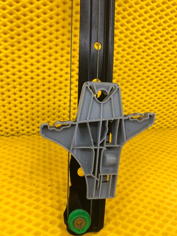 Стеклоподъемник задней левый (трапеция) Volkswagen Tiguan