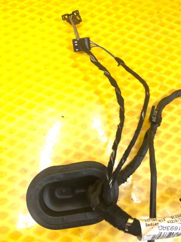 Проводка двери Volkswagen Tiguan