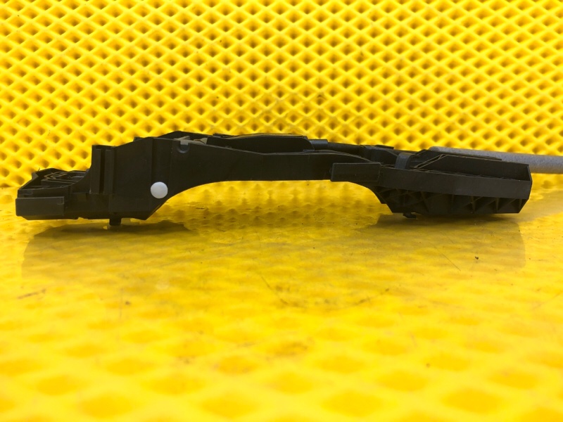 Кронштейн ручки двери Volkswagen Tiguan