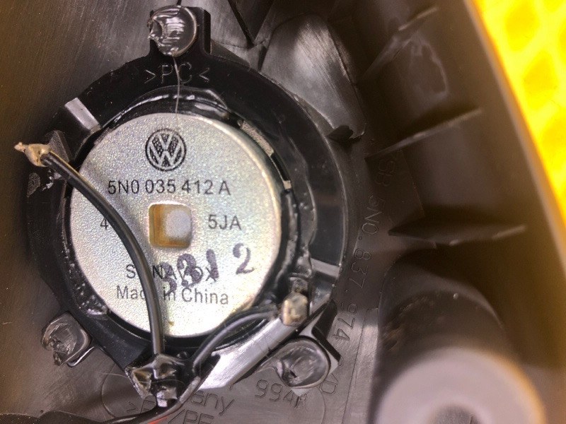 Динамик двери передней Volkswagen Tiguan