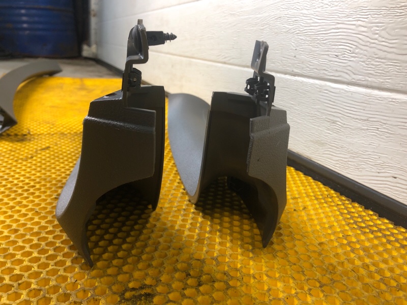 Обшивка крышки багажника Audi Q7 2014 4LB