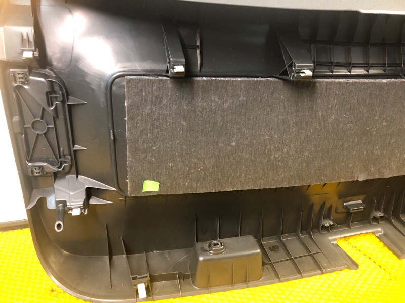 Обшивка крышки багажника Volkswagen Tiguan